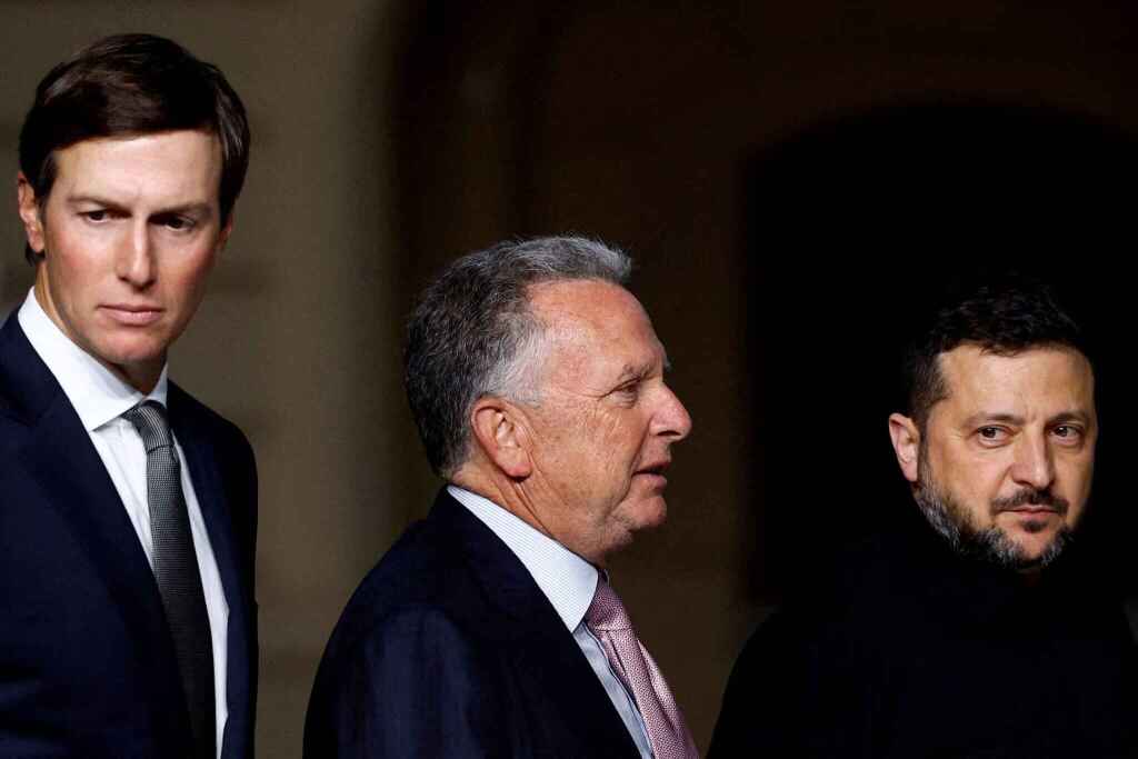 12dc-trump-ukraine-top-pfmb-superJumbo (2).jpg
