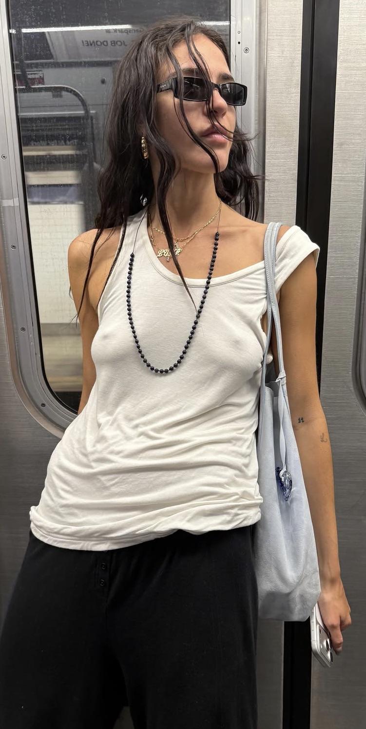 Luna Blaise Nipples.jpg